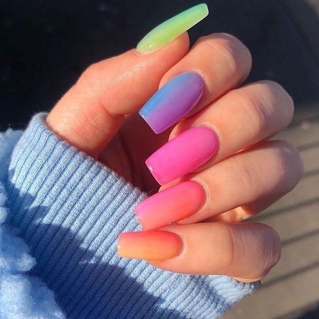 diseños de uñas decoradas - uñas arcoiris rainbow - perfect nails