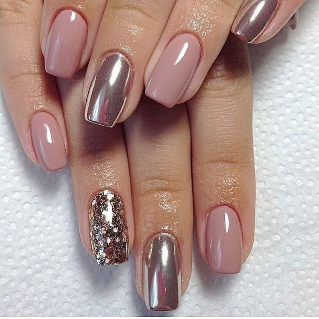 short pastel nails - kylie jenner nails - perfect nails - decorated nails - trendy nail designs -