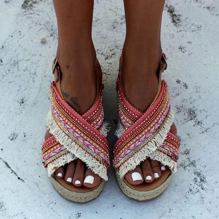 sandalias de verano mujer - moda verano - calzado veraniego- sandalias mujer planas bershka