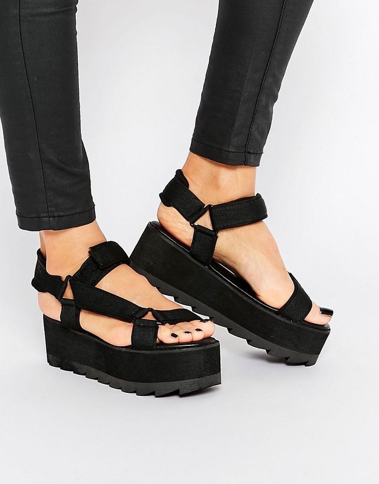 sandalias de verano mujer - moda verano - calzado veraniego- sandalias mujer plataformas zara bershka