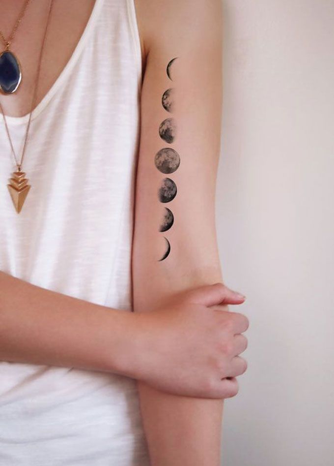 tatuaje de Ciclo de la luna.