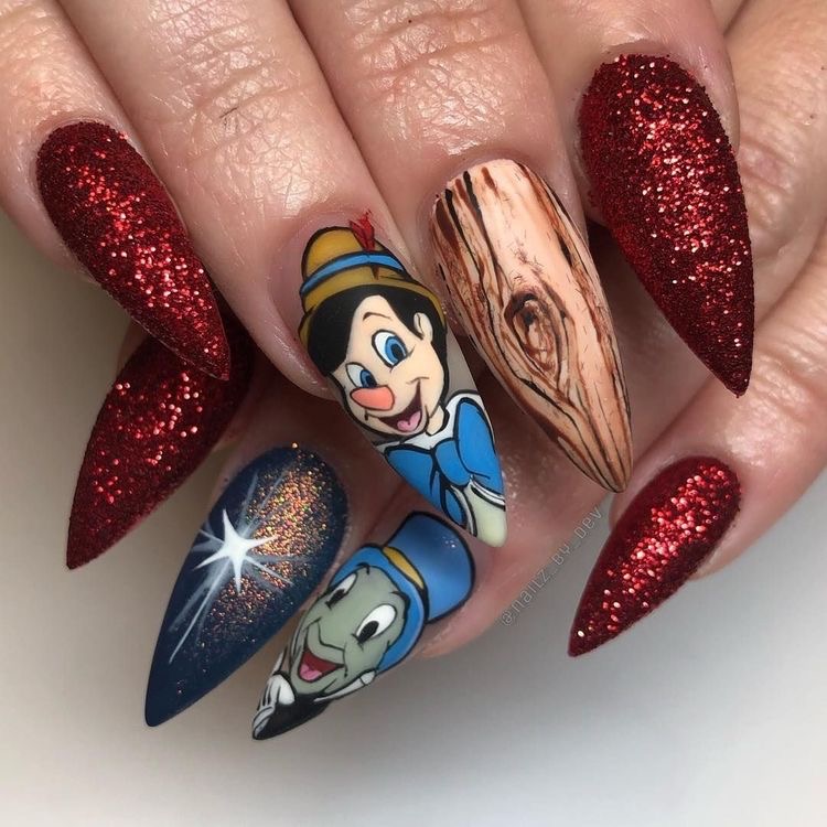 Uñas princesa Disney - uñas Disney navidad - Uñas Disney largas - uñas acrílicas Disney - uñas Minnie - uñas mickey - uñas tusa tusa Disney - uñas princesas Disney - uñas pinoccio